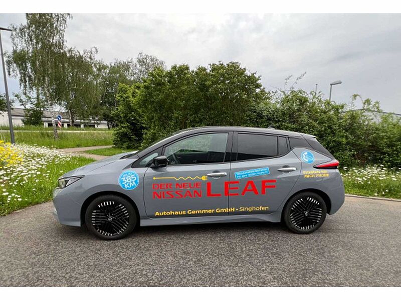 Nissan Leaf N-Connecta ZE1 MY22 122 PS inkl. WKR + Wall