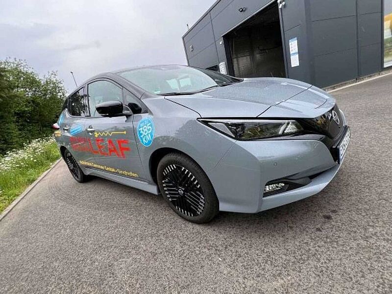 Nissan Leaf N-Connecta ZE1 MY22 122 PS inkl. WKR + Wall