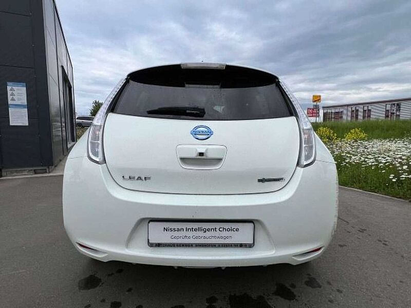 Nissan Leaf Acenta 30 kw 109 PS