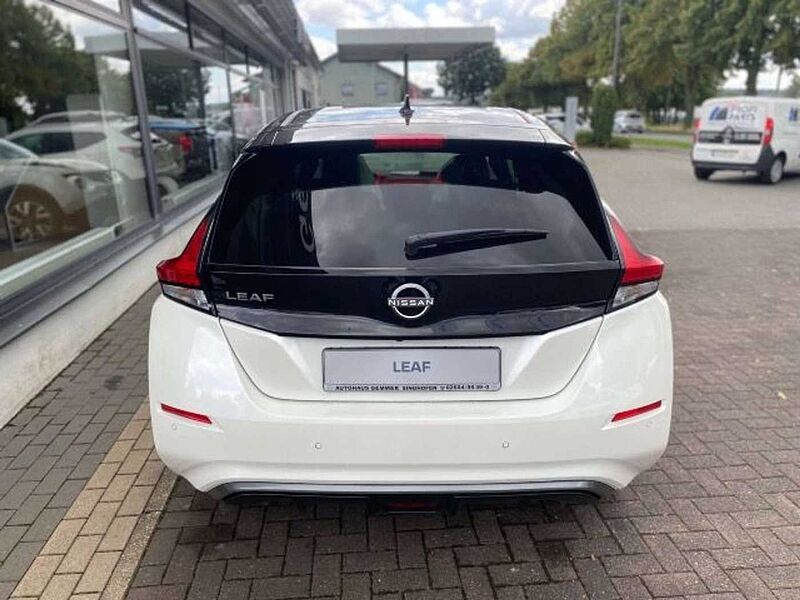 Nissan Leaf N-Connecta 40kw LED inkl. Wallbox