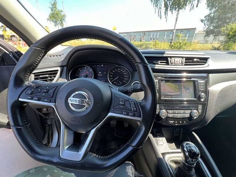 Nissan Qashqai Tekna 1.5 dCi 6 MT 116 PS 4x2